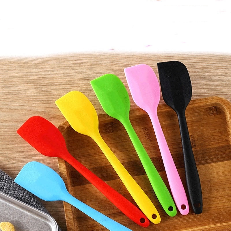 Silicone Spatula, for Making Cakes, Pastries, Silicone spatulas for Non Stick Cooking, Heat Resistant Non-Stick Spatula (Pack of 1)