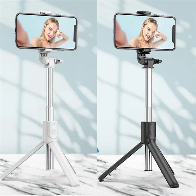 Q07 Selfie Stick with Selfie Remote and Selfie Light Compatible with Any Mobile Phone (Black)